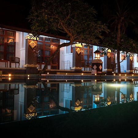 Bali Sunset Hotel Negara  Buitenkant foto